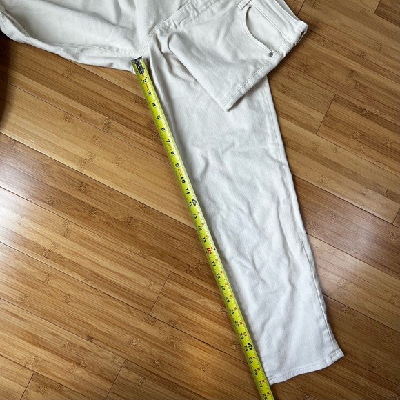 Athlete Flex Straight Leg Ankle Jean in Bone Cream Jeans - Size 6 - Picture 9 of 14